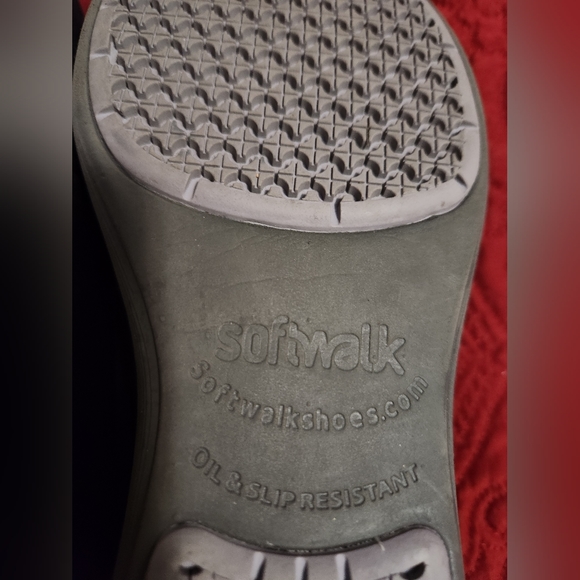 Grey's Anatomy Nurse Shoes - Size 9.5 - Picture 3 of 5